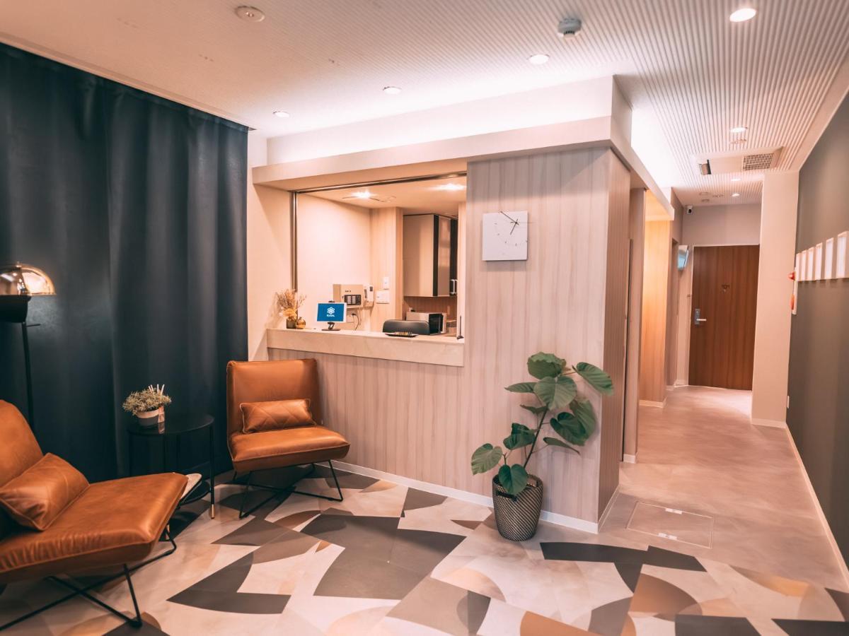 R Hotel-The Atelier Shinsaibashi East Osaka Exterior photo